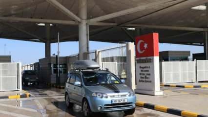 Sınırda sevinç dolu anlar! Gurbetçiler akın akın geliyor
