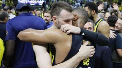 Türk basketbol tarihinde bir ilk! Fenerbahçe Beko'dan tarihi 3'leme