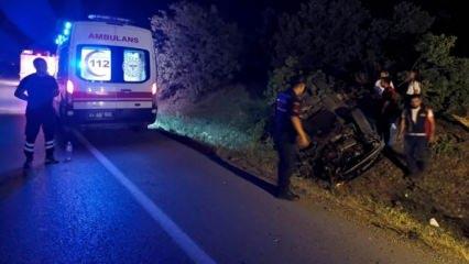 Uşak’ta otomobil şarampole devrildi: 1 ölü, 2 yaralı