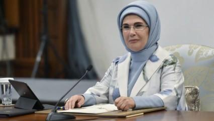 Emine Erdoğan'dan koruyucu ailelere teşekkür mesajı
