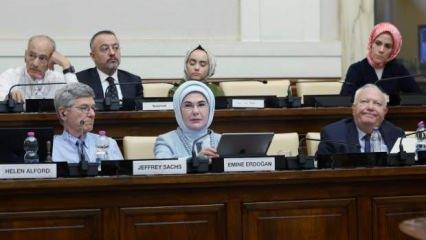 Emine Erdoğan'dan Vatikan'da 'Dünya 5'ten büyüktür' mesajı