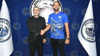 2 yıl Süper Lig'de oynamıştı: Şimdi 3. Lig ekibinin kalesini koruyor