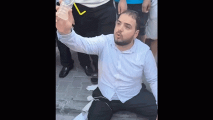 Camide müezzine bıçaklı saldırı!