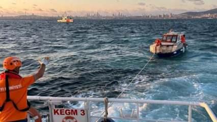 Heybeliada açıklarında sürüklenen tekne kurtarıldı
