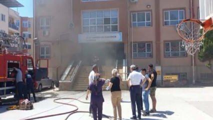 İlkokulda çıkan yangın söndürüldü