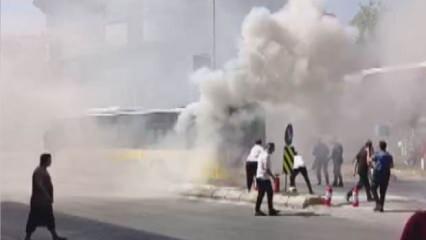 İstanbul'da yine İETT otobüsü yandı!