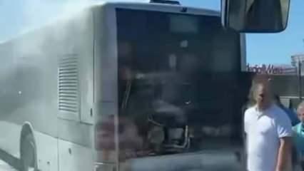 Metrobüste yine yangın çıktı