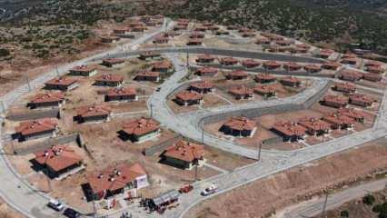 Osmaniye'de villa tipi köy evleri depremzedelerin yüzünü güldürdü