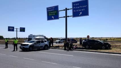 Tekirdağ'da iki otomobil çarpıştı, 9 kişi yaralandı