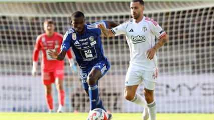 5 gollü maçta Beşiktaş, 10 kişilik rakibine diş geçiremedi