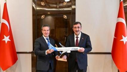 Cumhurbaşkanı Yardımcısı Yılmaz, AJet Genel Müdürü Sarp'ı kabul etti