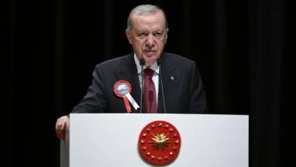 Son Dakika: Cumhurbaşkanı Erdoğan: Tarihi adımlar atıyoruz!