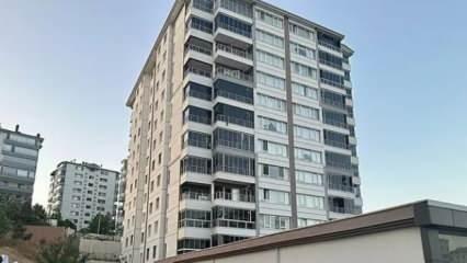 Ankara'da 11 katlı binada yangın