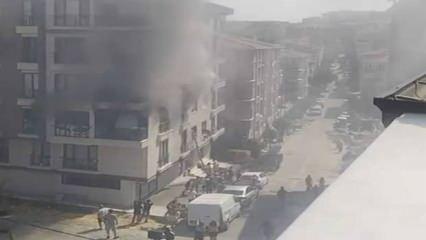 Avcılar’da jeneratör yangını: Panikle pencereden atladılar, 3 yaralı
