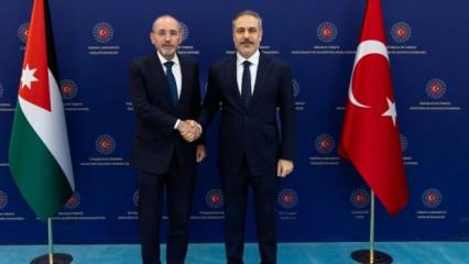 Bakan Fidan, Ürdünlü mevkidaşı ile görüştü