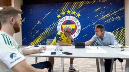 Fenerbahçe'de üst düzey toplantı: 5 ismin bileti kesildi