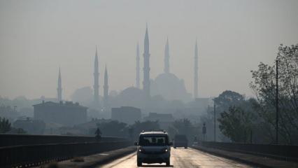Komşu'daki yangın, Edirne'yi kararttı! Kentte görüş mesafesi düştü...