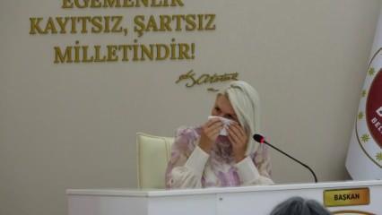 AK Parti ve MHP'den destek alan CHP'li başkan gözyaşlarını tutamadı