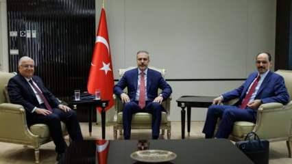 Dışişleri'nde kritik üçlü görüşme! Operasyon mesajı gibi kare