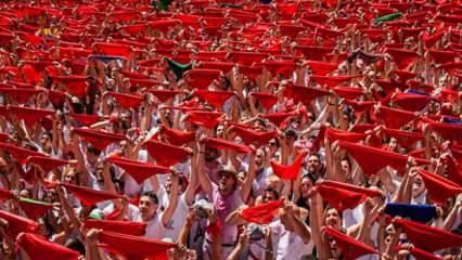 İspanya'da yüz yıllık festival 'Özgür Filistin' sloganları ile başladı!