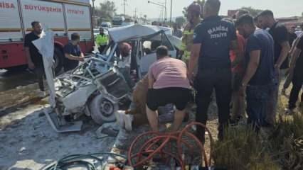 Manisa'da otobüs önüne çıkan aracı biçti: 2 ölü