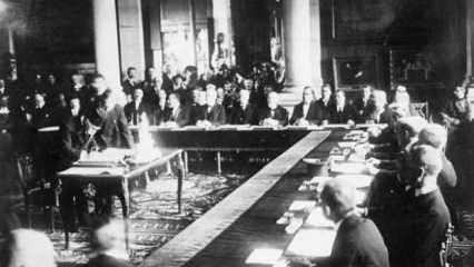 Aradan ge&ccedil;en 105 yıla rağmen ne Sevr&rsquo;in tartışması bitti ne de emperyalizmin oyunları...