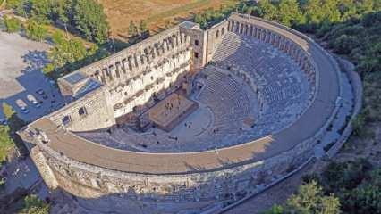 Antalya'da günlük ziyaretçi girişinde tüm zamanların rekoru kırıldı