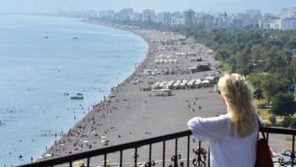 Antalya’ya gelen turist sayısı 9 milyonu aştı