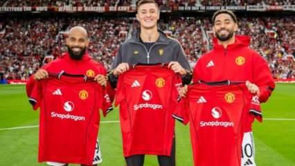 Manchester United paraya acımadı! Avrupasız sezona 225 milyon euroluk hücum hattı
