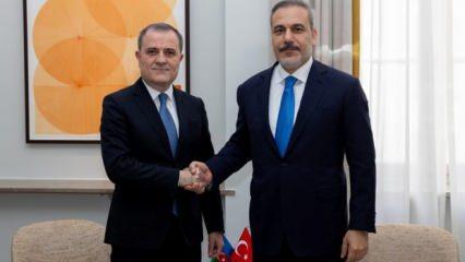 Son dakika...Bakan Fidan, Azerbaycanlı mevkidaşı Bayramov ile görüştü!