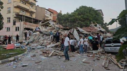 Balıkesir'de 6.1'lik deprem: Yıkılan ve ağır hasarlı binalar var! İşte kurtarılma anları