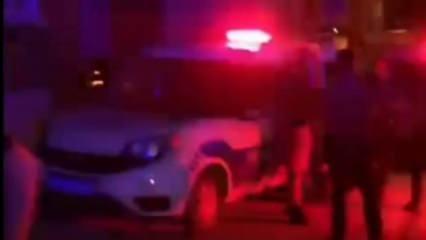 Ailesiyle birlikte yolda giderken motosikletli 2 kişinin saldırısına uğradı