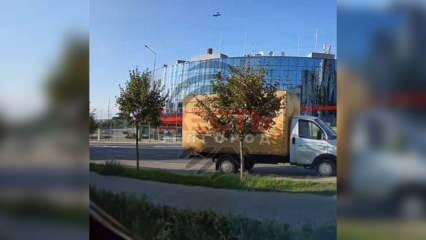 Bir anda ortaya çıktı! Savaşta şoke eden görüntüler! Stadyuma Kamikaze İHA düştü