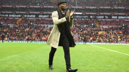 Galatasaray 'kule' gibi stoperi alıyor: Drogba araya girdi, bir sözü yetti