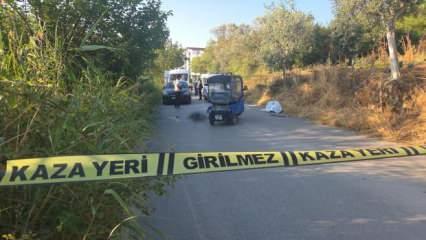 Yol ortasında duran 3 tekerlekli motosikletinde ölü bulundu