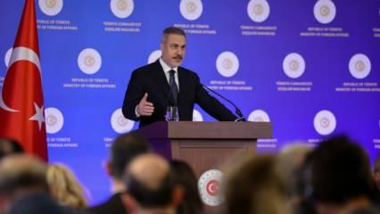 DEM Partililer Hakan Fidan’a bu kadar çok hücum etmekle büyük hata ediyor