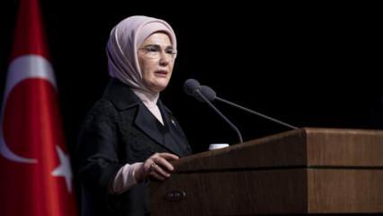 Emine Erdoğan'dan ilk paylaşım: Yepyeni bir yolculuğa hazırız