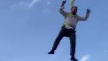 Şaşkına çeviren görüntü: Damadı vinçle sallandırıp göbek attılar