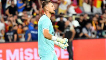 Süper Lig'in başarılı kalecisi geçmişe sünger çekti