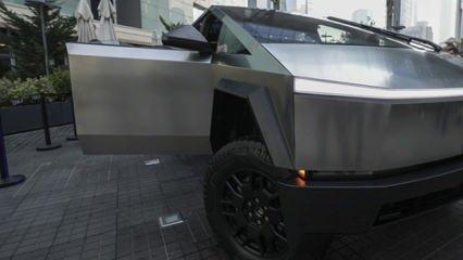 Tesla, Cybertruck fiyatlarına zam yaptı