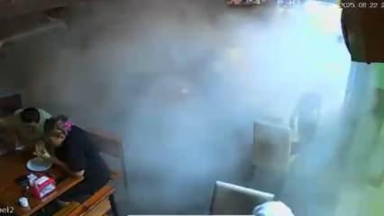 Yemek yerken neye uğradıklarını şaşırdılar! Patlayan lastik tozu dumana böyle kattı