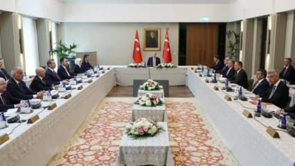 Ahlat Cumhurbaşkanlığı Külliyesi'nde Kabine Toplantısı başladı