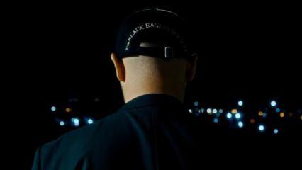 Beşiktaş'tan film tadında transfer videosu! Peki şapkalı futbolcu kim? 