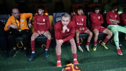 Galatasaray'da bir ayrılık daha: İlk uçakla İngiltere'ye gitti