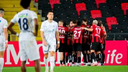 Süper Lig'de nefesler tutuldu: İki takım da 3 puan için mücadele ediyor
