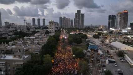 Tel Aviv’deki gösteriler devam ediyor! Binlerce insan yolları kapattı