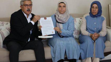 AK Partili Yayman, Hatay’da şehit ailesini ziyaret etti