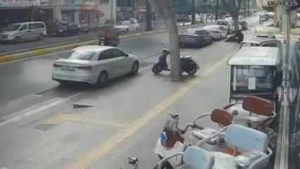 Antalya’da yolda sohbet eden kuryeler çarpıştı: 1 ağır yaralı