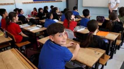 Pazartesi okullar saat kaçta başlayacak? MEB duyurdu