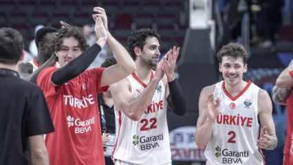 12 Dev Adam final için parkeye çıkacak! Maçın saati açıklandı